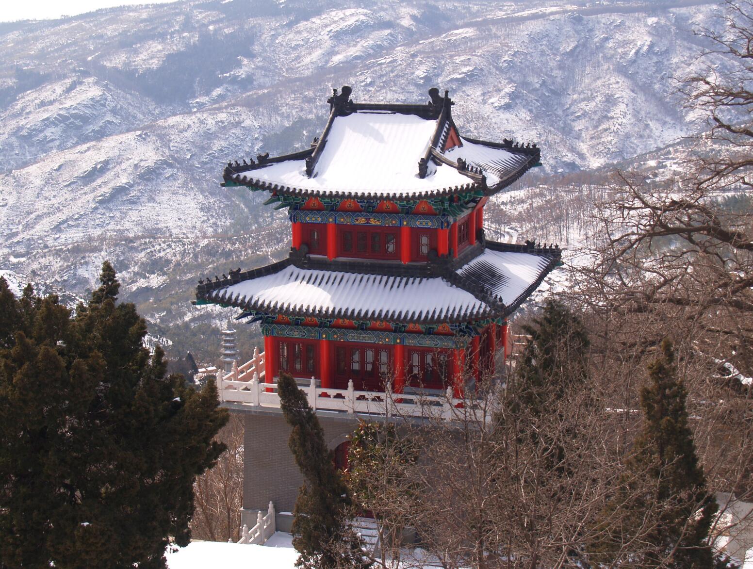 Brief Introduction to the Huaguo Mountai